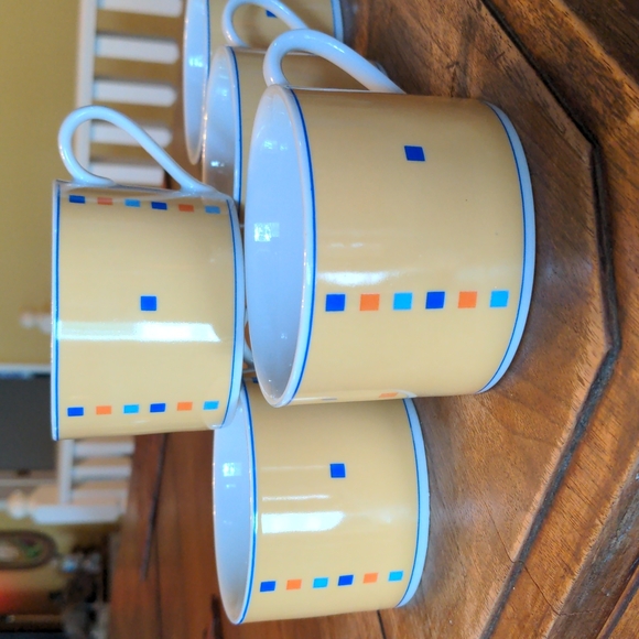 Vintage Mugs - Picture 3 of 6